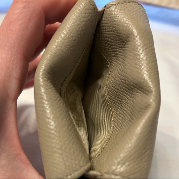 Dior Tan 30 Montaigne Wallet with CD Logo - Picture 7 of 16